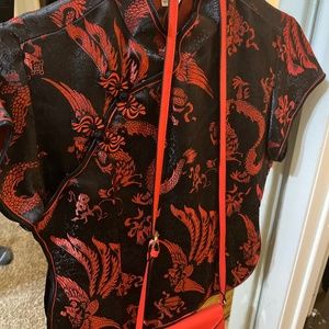 Shirt 👕 and purse 👜